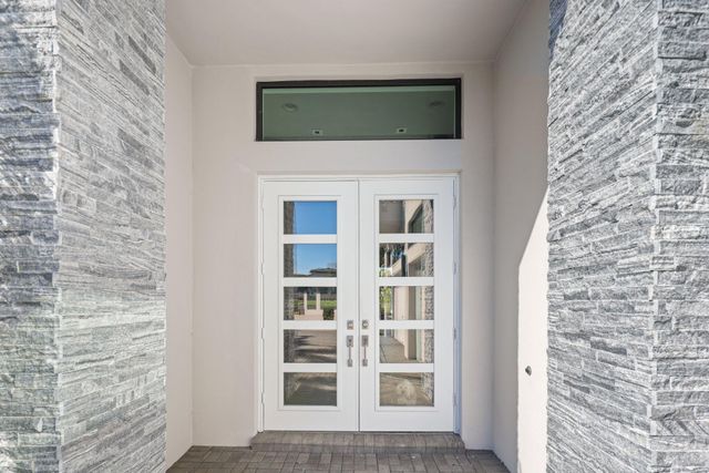 17057 Cappuccino Way, Boca Raton, FL 33496