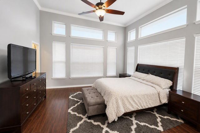 15 Oakmont Court, Jersey Village, TX 77064