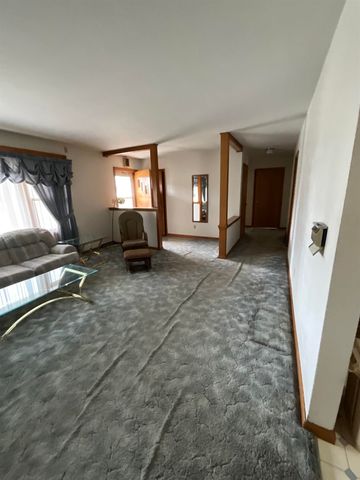 221 Mission Street, Strawberry Point, IA 52076