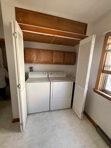 221 Mission Street, Strawberry Point, IA 52076