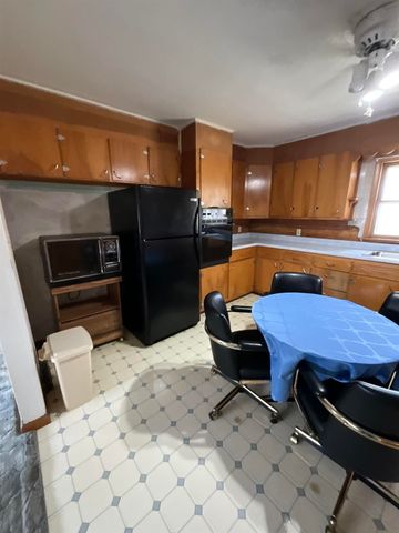 221 Mission Street, Strawberry Point, IA 52076