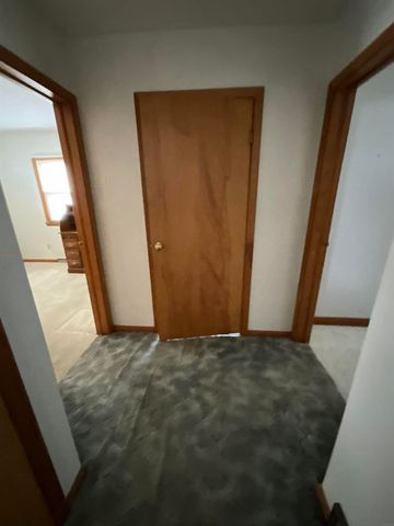 221 Mission Street, Strawberry Point, IA 52076