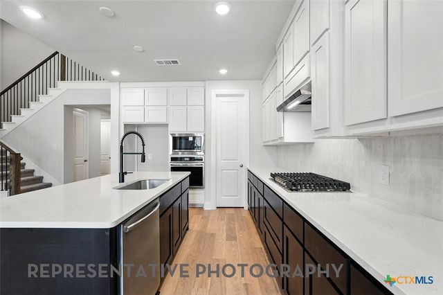12188 Heartvine Parkway, Schertz, TX 78154