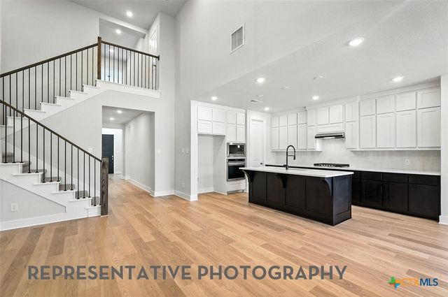 12188 Heartvine Parkway, Schertz, TX 78154