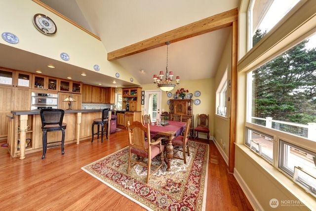 33704 J Place, Ocean Park, WA 98640