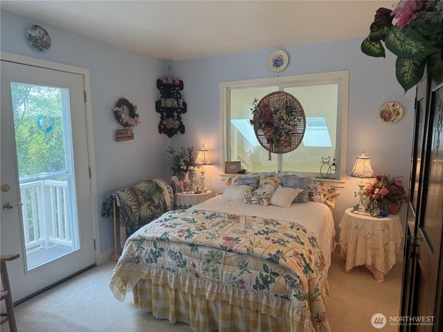 33704 J Place, Ocean Park, WA 98640