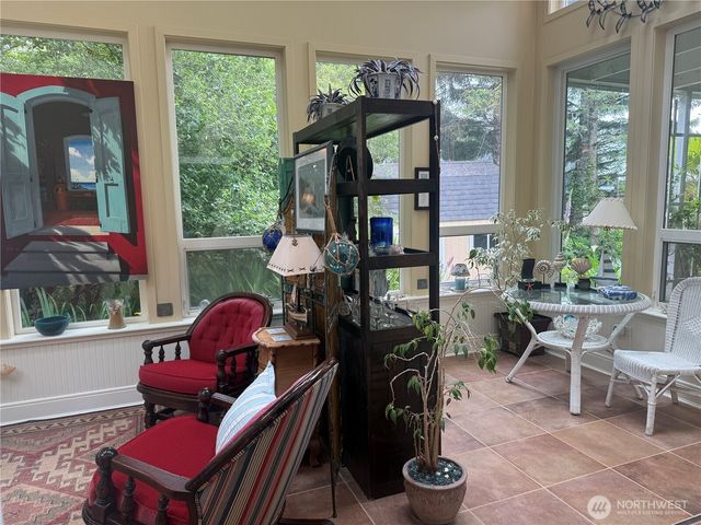 33704 J Place, Ocean Park, WA 98640