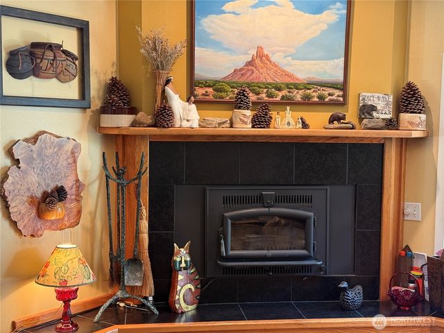 33704 J Place, Ocean Park, WA 98640