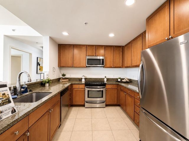 175 W Saint James Street 304, San Jose, CA 95110
