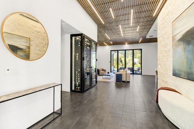 3321 Sierra Oaks Dr, Sacramento, CA 95864