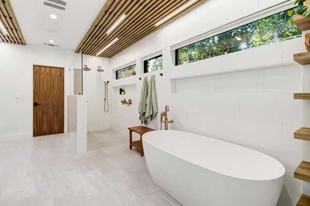 3321 Sierra Oaks Dr, Sacramento, CA 95864