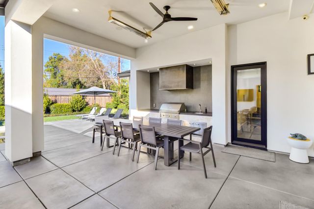 3321 Sierra Oaks Dr, Sacramento, CA 95864