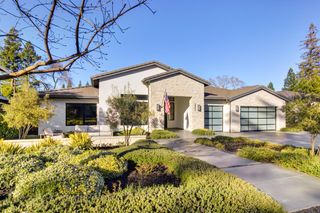 3321 Sierra Oaks Dr, Sacramento, CA 95864