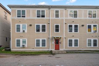 315 Cambridge St 102B, Worcester, MA 01603