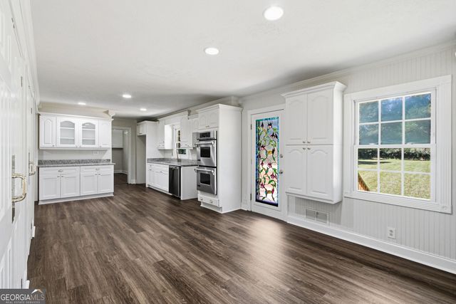 762 Virginia Court SE, Conyers, GA 30094