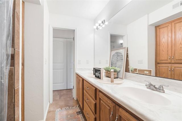 1007 County Street 2937, Tuttle, OK 73089