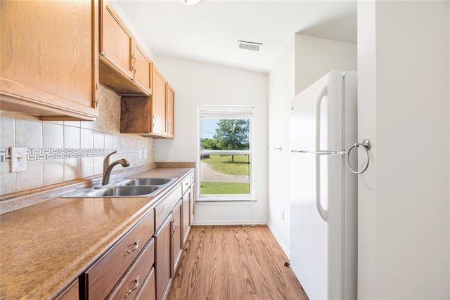 1007 County Street 2937, Tuttle, OK 73089