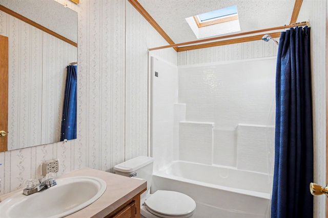 342 W Cherry Street, Cedar Springs, MI 49319