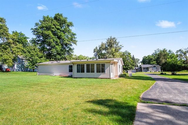 342 W Cherry Street, Cedar Springs, MI 49319