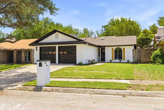 110 CRYSTAL CYN, Universal City, TX 78148