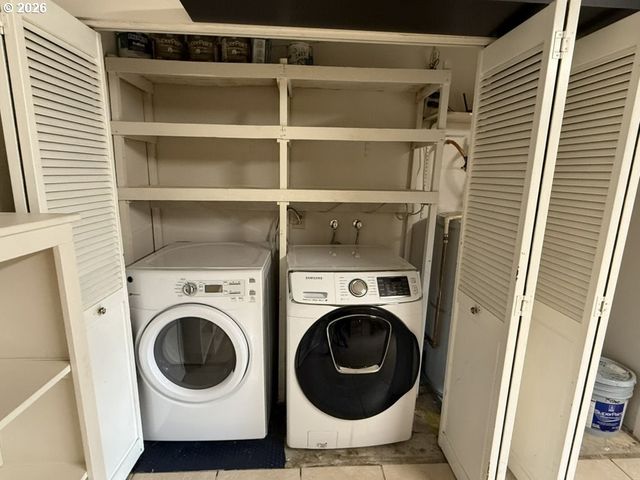 11419 FINNEGANS Way, Oregon City, OR 97045