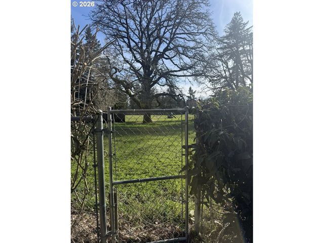 11419 FINNEGANS Way, Oregon City, OR 97045