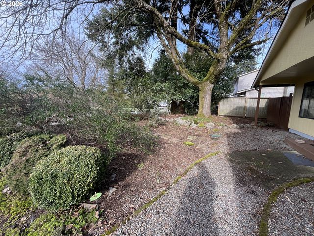 11419 FINNEGANS Way, Oregon City, OR 97045