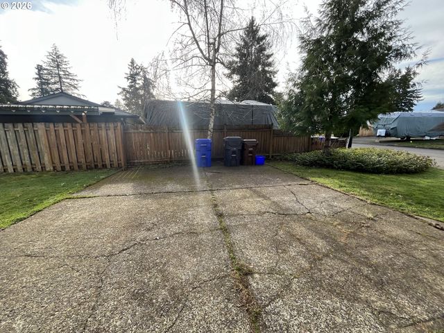 11419 FINNEGANS Way, Oregon City, OR 97045