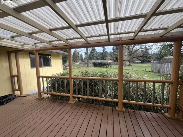 11419 FINNEGANS Way, Oregon City, OR 97045