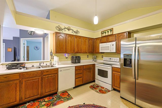 7350 Centrecrest Lane, H, Florence, KY 41042