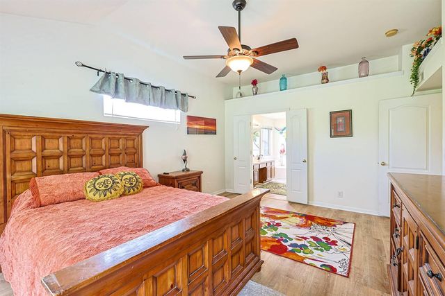 7350 Centrecrest Lane, H, Florence, KY 41042