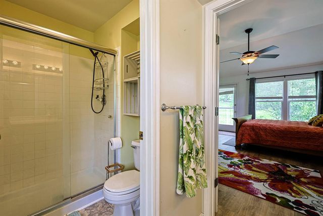 7350 Centrecrest Lane, H, Florence, KY 41042
