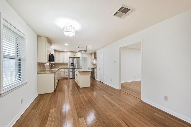 4405 Goldfinch Street, Houston, TX 77035