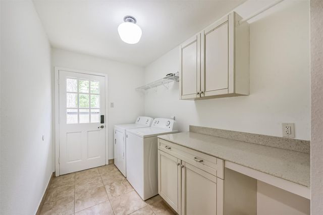 4405 Goldfinch Street, Houston, TX 77035