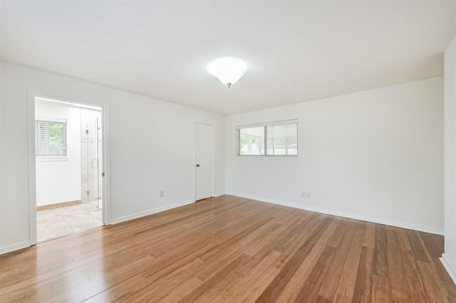 4405 Goldfinch Street, Houston, TX 77035