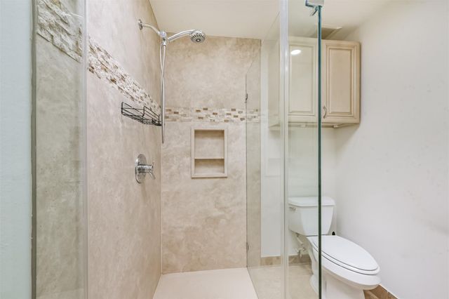 4405 Goldfinch Street, Houston, TX 77035