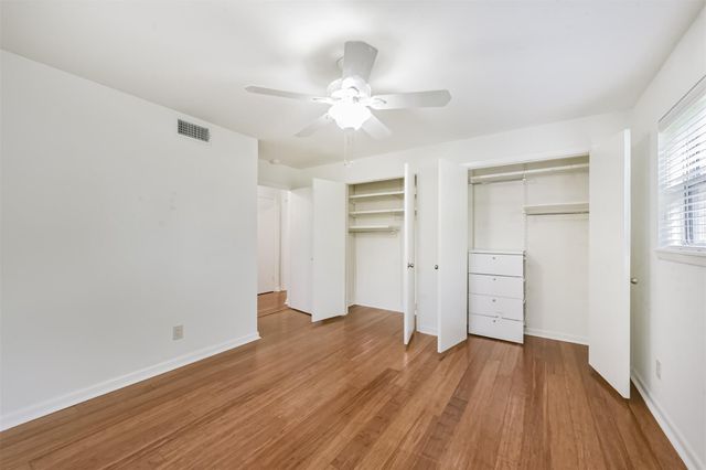 4405 Goldfinch Street, Houston, TX 77035