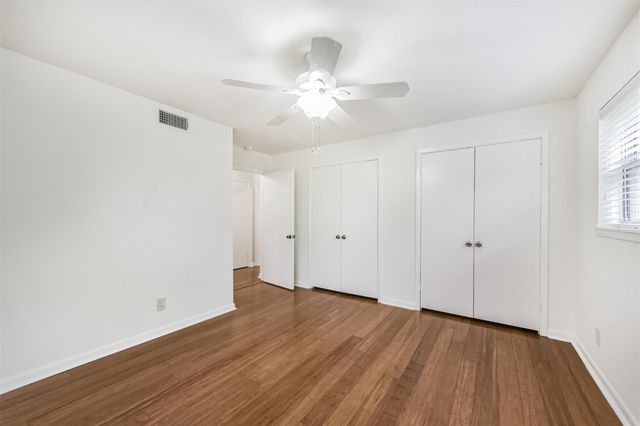 4405 Goldfinch Street, Houston, TX 77035