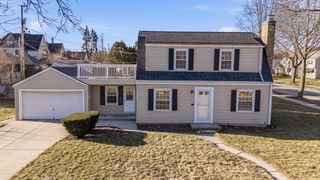 2702 S 44th STREET, Milwaukee, WI 53219