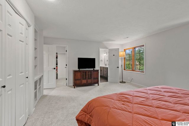 2601 Bretigne Circle, Lincoln, NE 68512