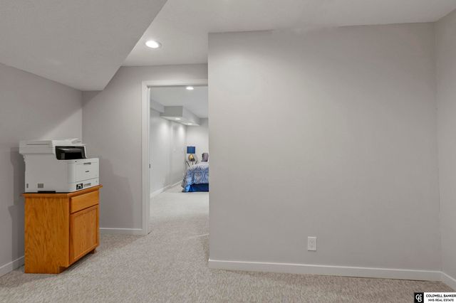 2601 Bretigne Circle, Lincoln, NE 68512