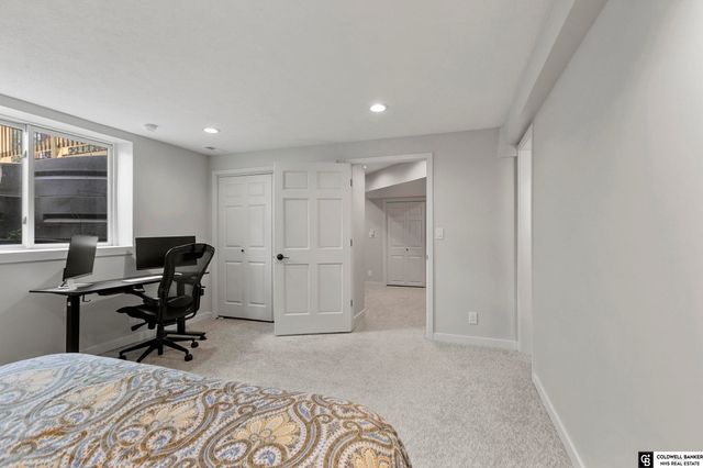 2601 Bretigne Circle, Lincoln, NE 68512