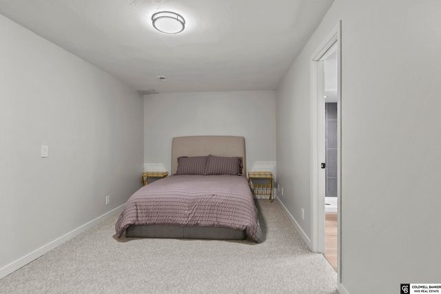 2601 Bretigne Circle, Lincoln, NE 68512