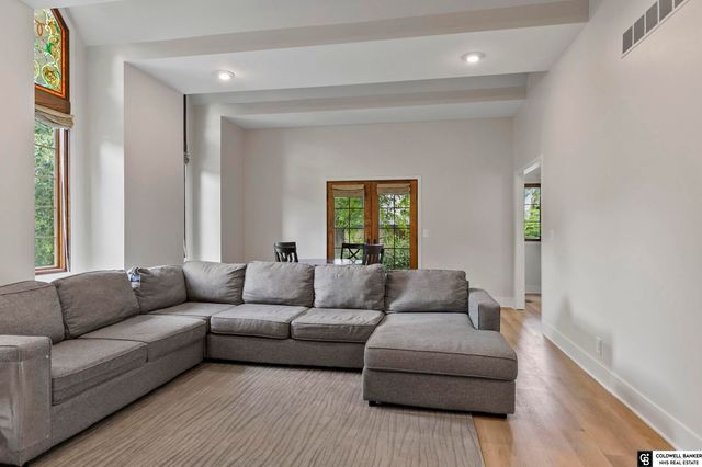 2601 Bretigne Circle, Lincoln, NE 68512