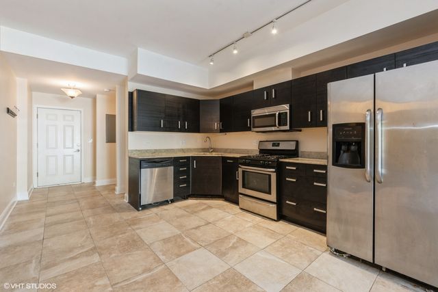 5758 N california Avenue 1C, Chicago, IL 60659