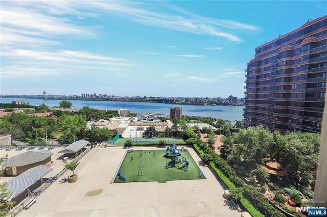 200 Winston 501, Cliffside Park, NJ 07010
