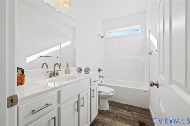 170 Barter Hill Rd, Cumberland, VA 23040