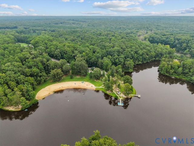 170 Barter Hill Rd, Cumberland, VA 23040