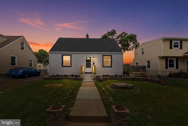 25 N MARTIN LN, Norwood, PA 19074