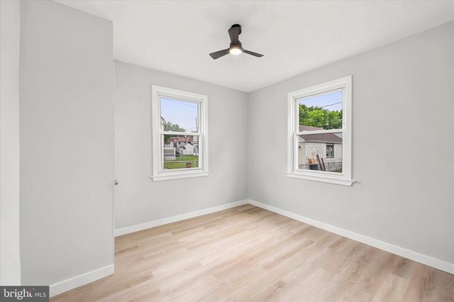 25 N MARTIN LN, Norwood, PA 19074